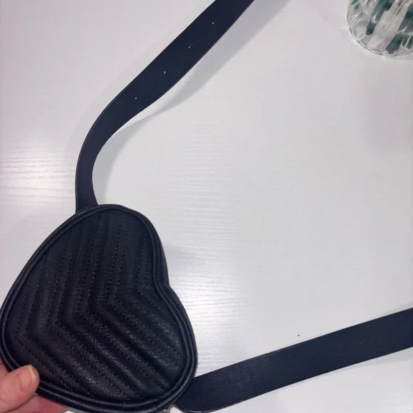 Target Black Heart-Shaped Wristlet - Picture 6 of 7